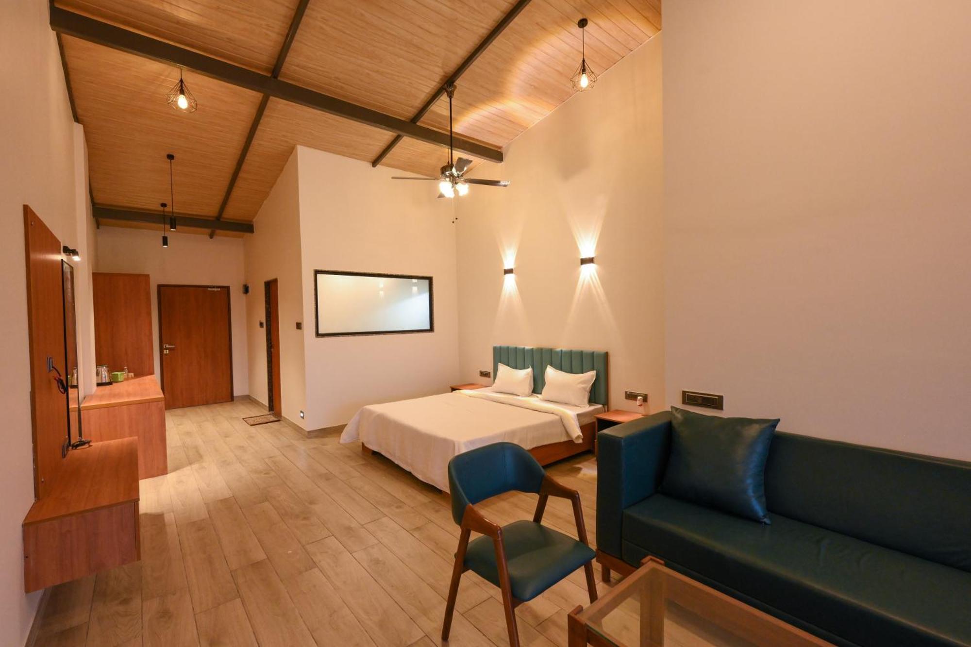 E&G Green Courts Resort At Koroli Hill Station Nášik Exteriér fotografie
